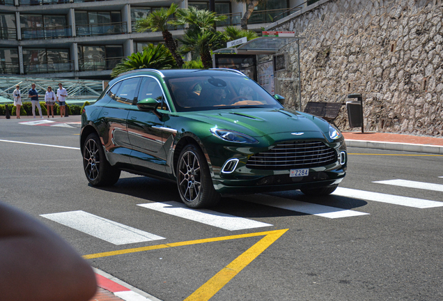 Aston Martin DBX