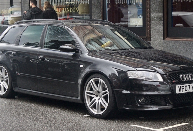 Audi RS4 Avant B7