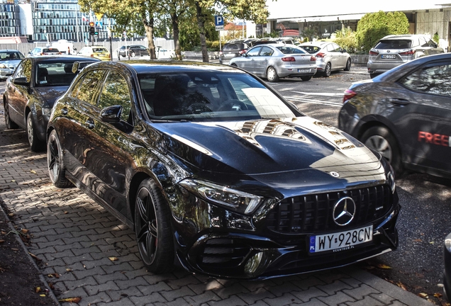 Mercedes-AMG A 45 S W177