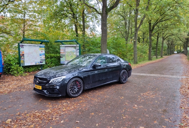 Mercedes-AMG C 63 S W205