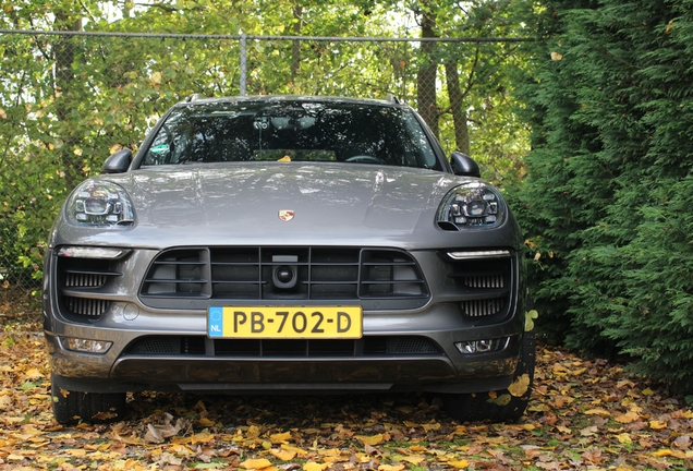 Porsche 95B Macan GTS