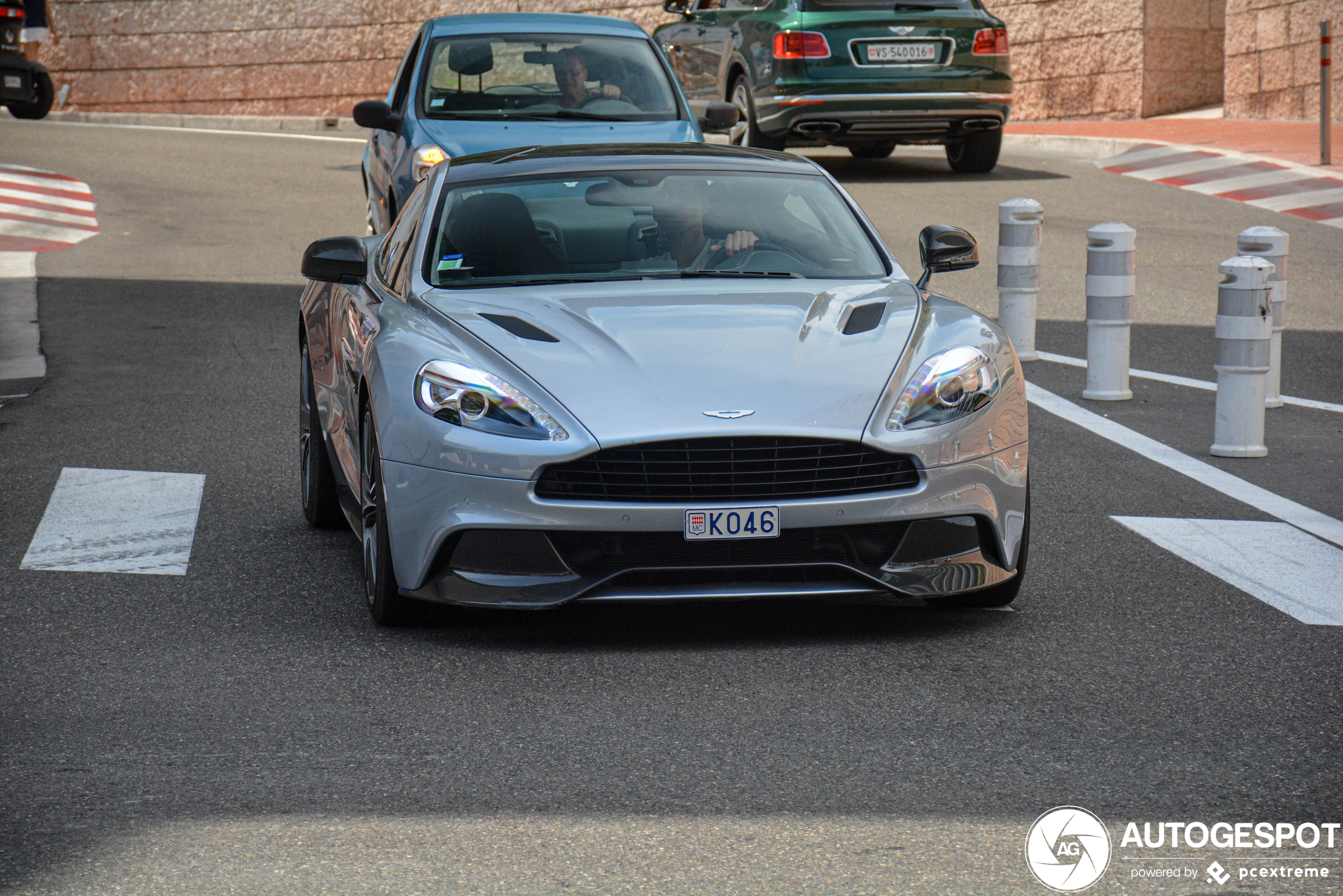 Aston Martin Vanquish 2013