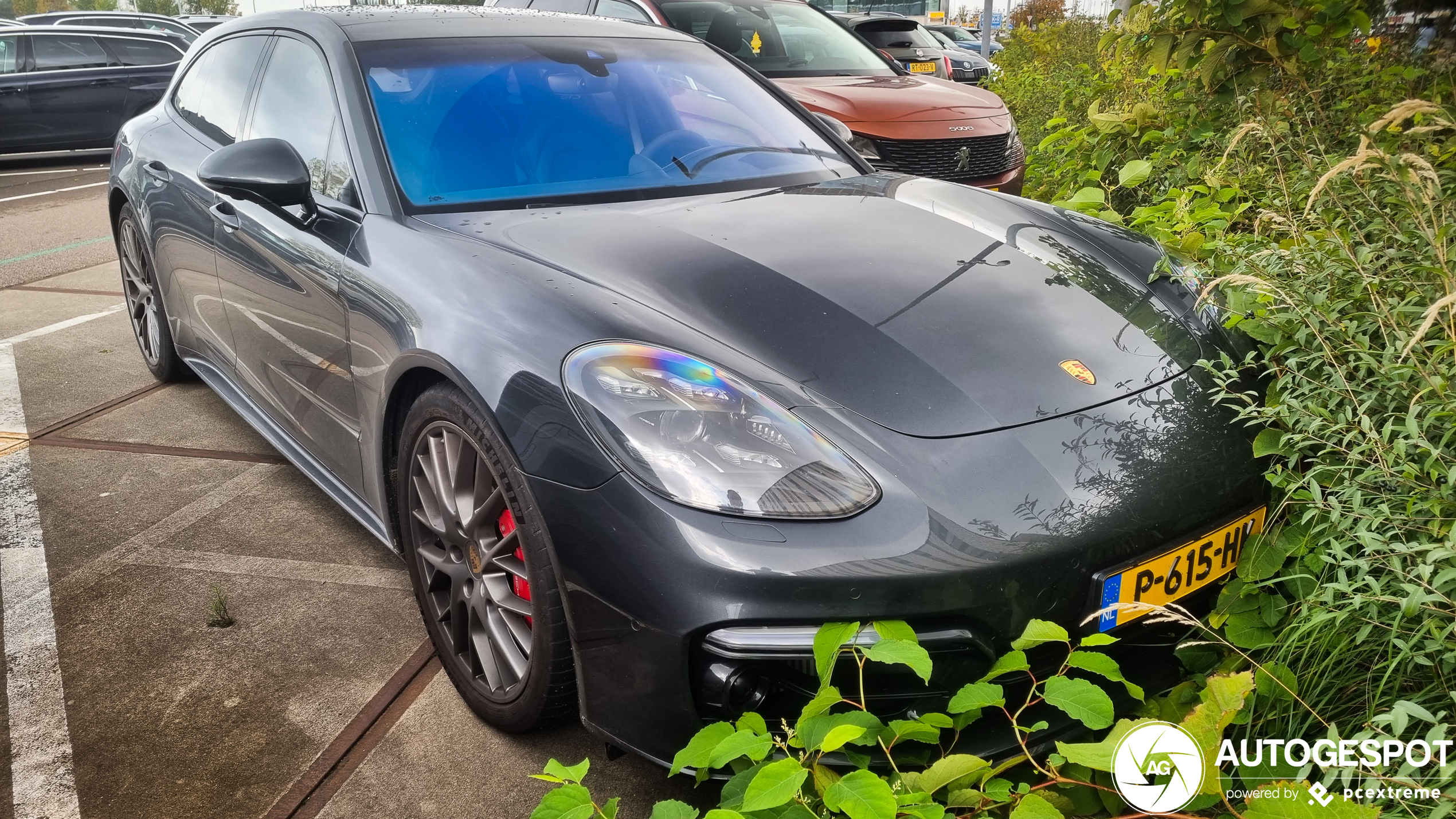 Porsche 971 Panamera GTS Sport Turismo