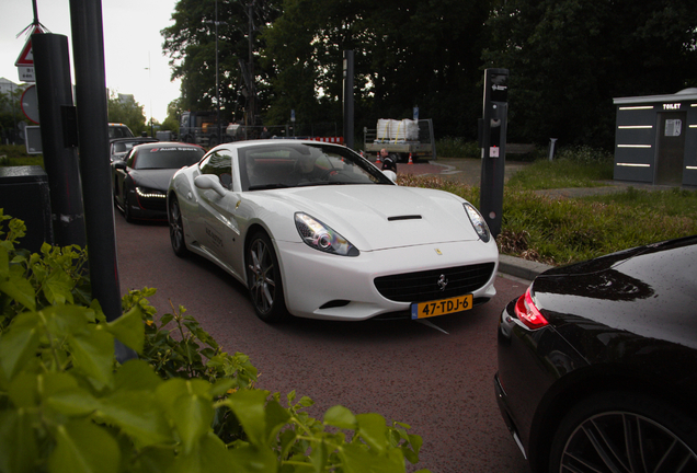 Ferrari California