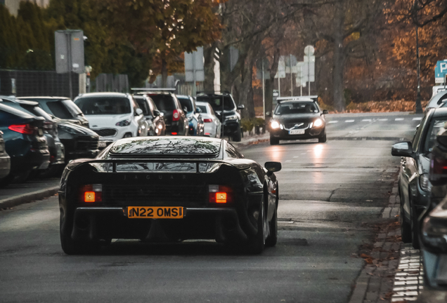 Jaguar XJ220