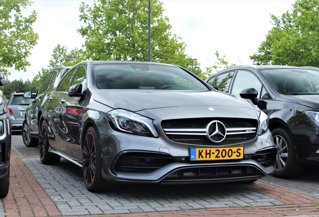 Mercedes-AMG A 45 W176 2015