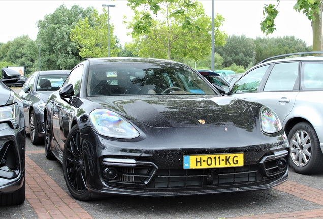 Porsche 971 Panamera Turbo S E-Hybrid Sport Turismo