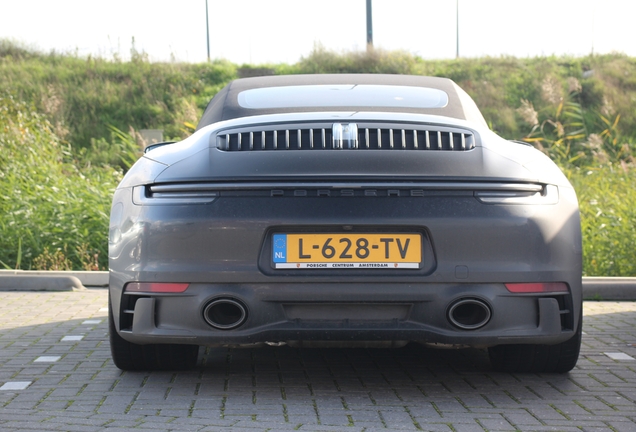 Porsche 992 Carrera 4S Cabriolet