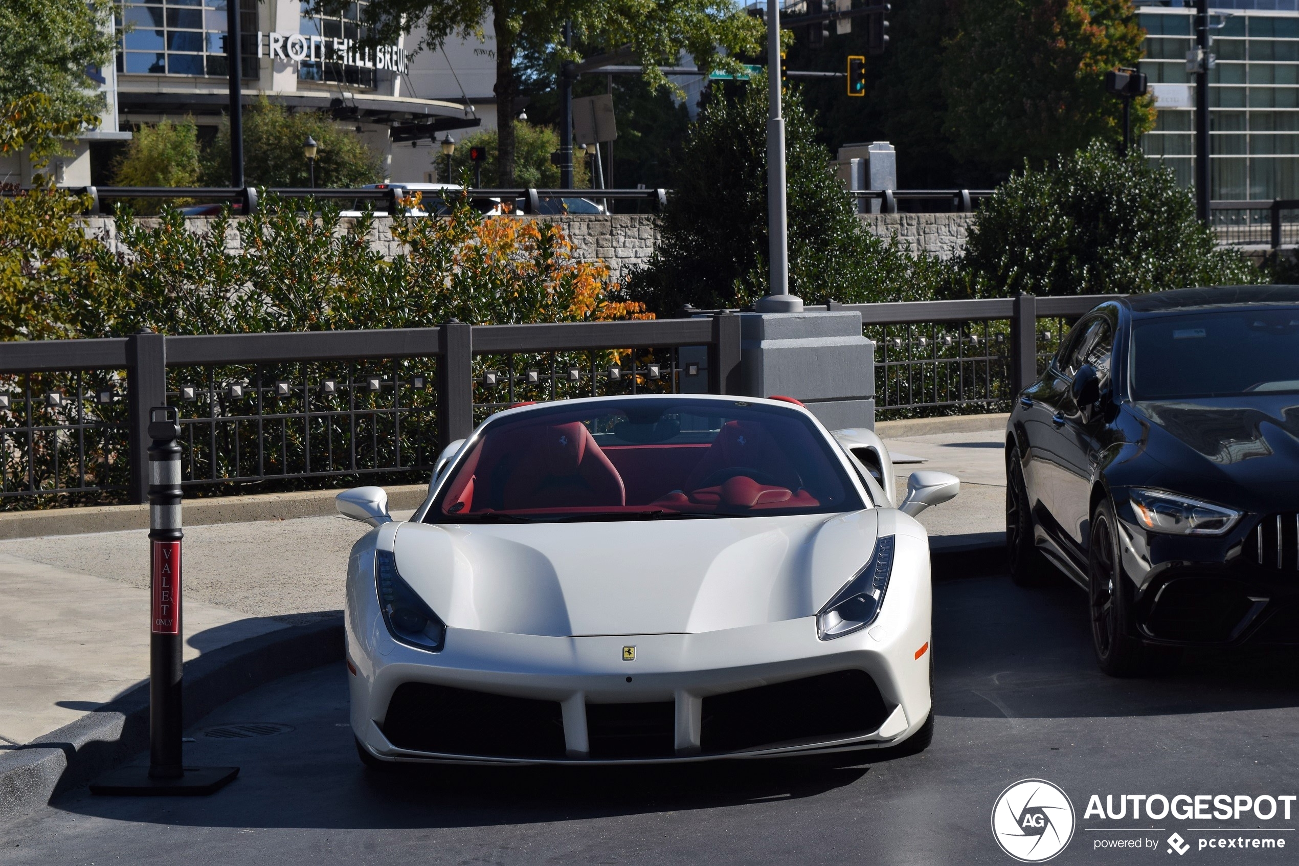 Ferrari 488 Spider - 26 October 2022 - Autogespot