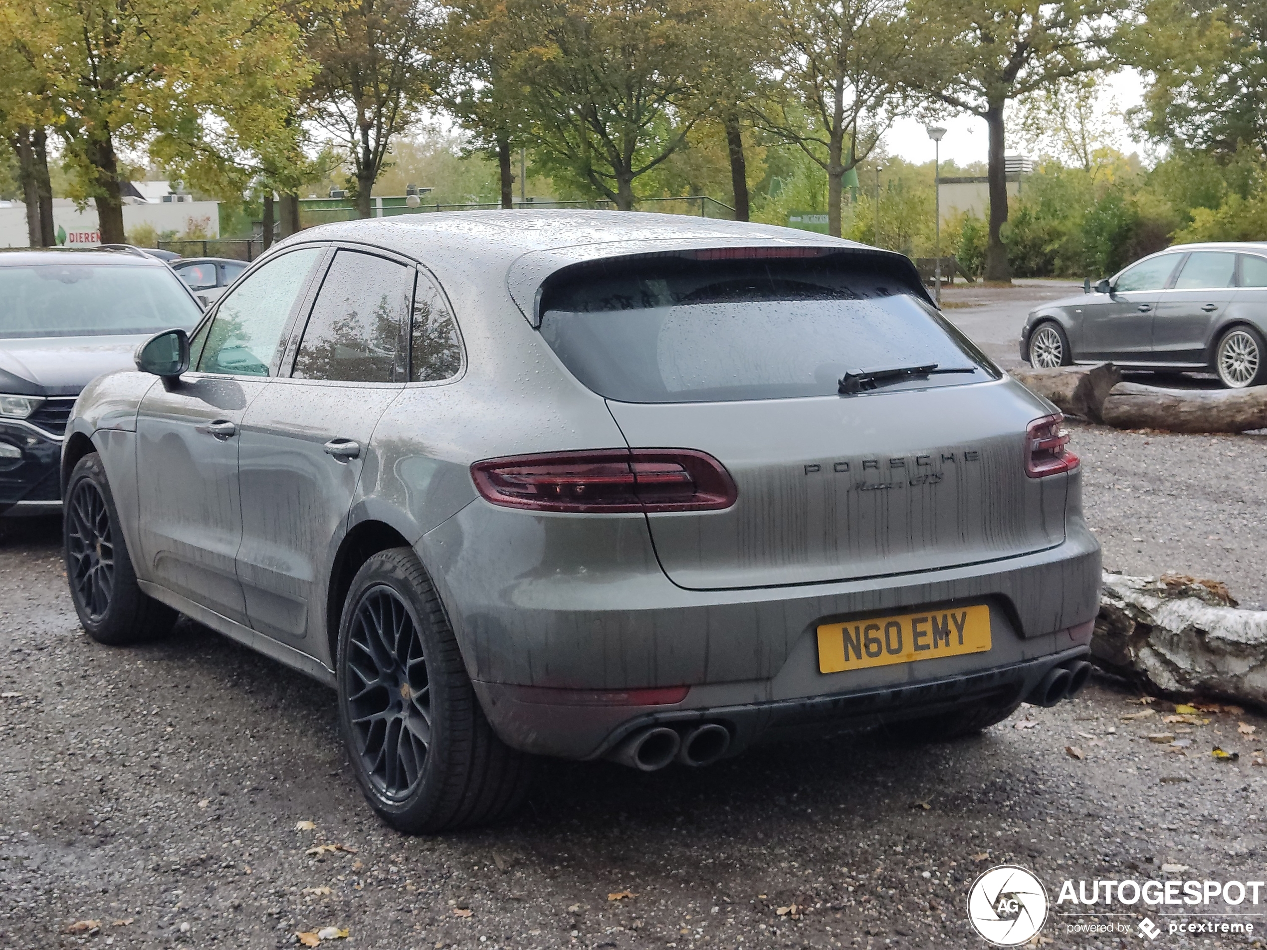 Porsche 95B Macan GTS