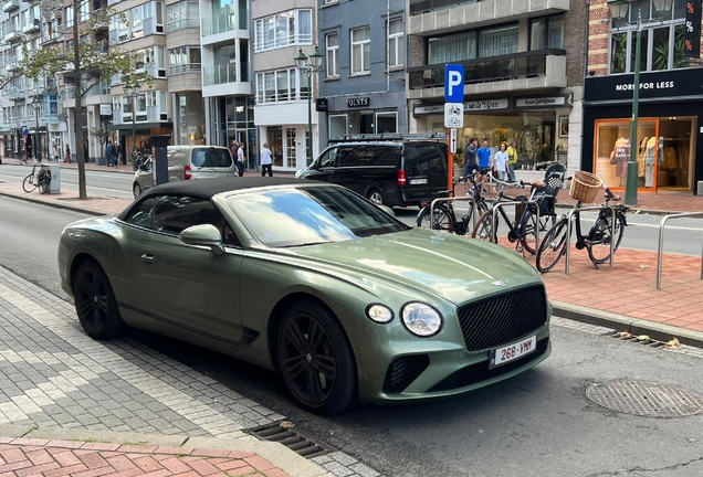 Bentley Continental GTC V8 2020