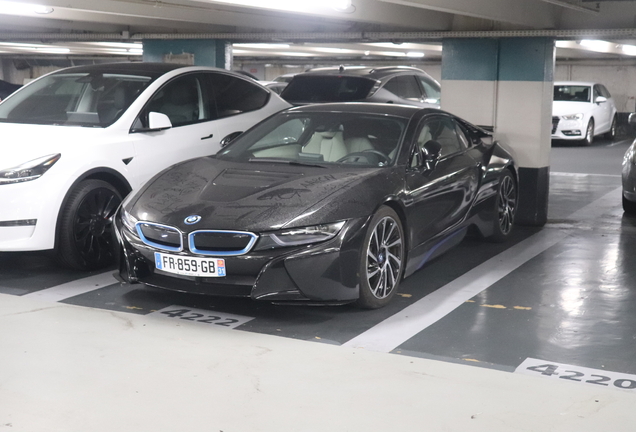 BMW i8