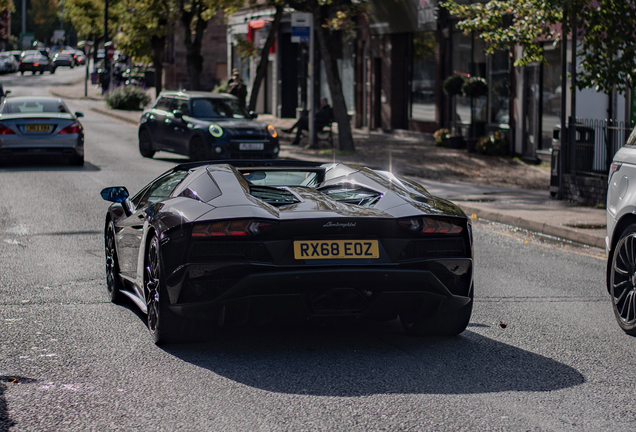 Lamborghini Aventador S LP740-4 Roadster