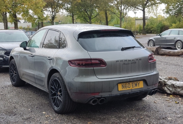 Porsche 95B Macan GTS