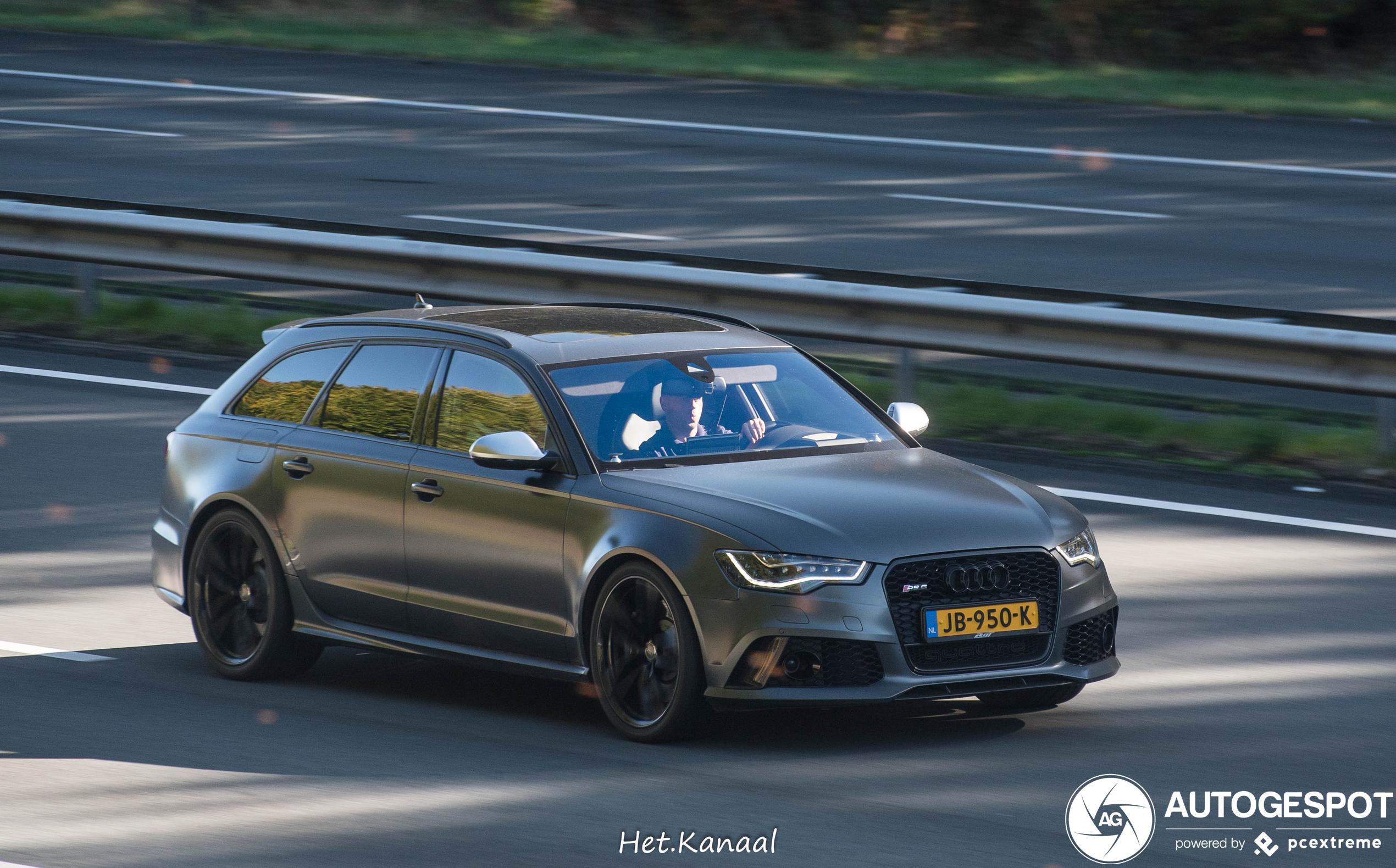 Audi RS6 Avant C7