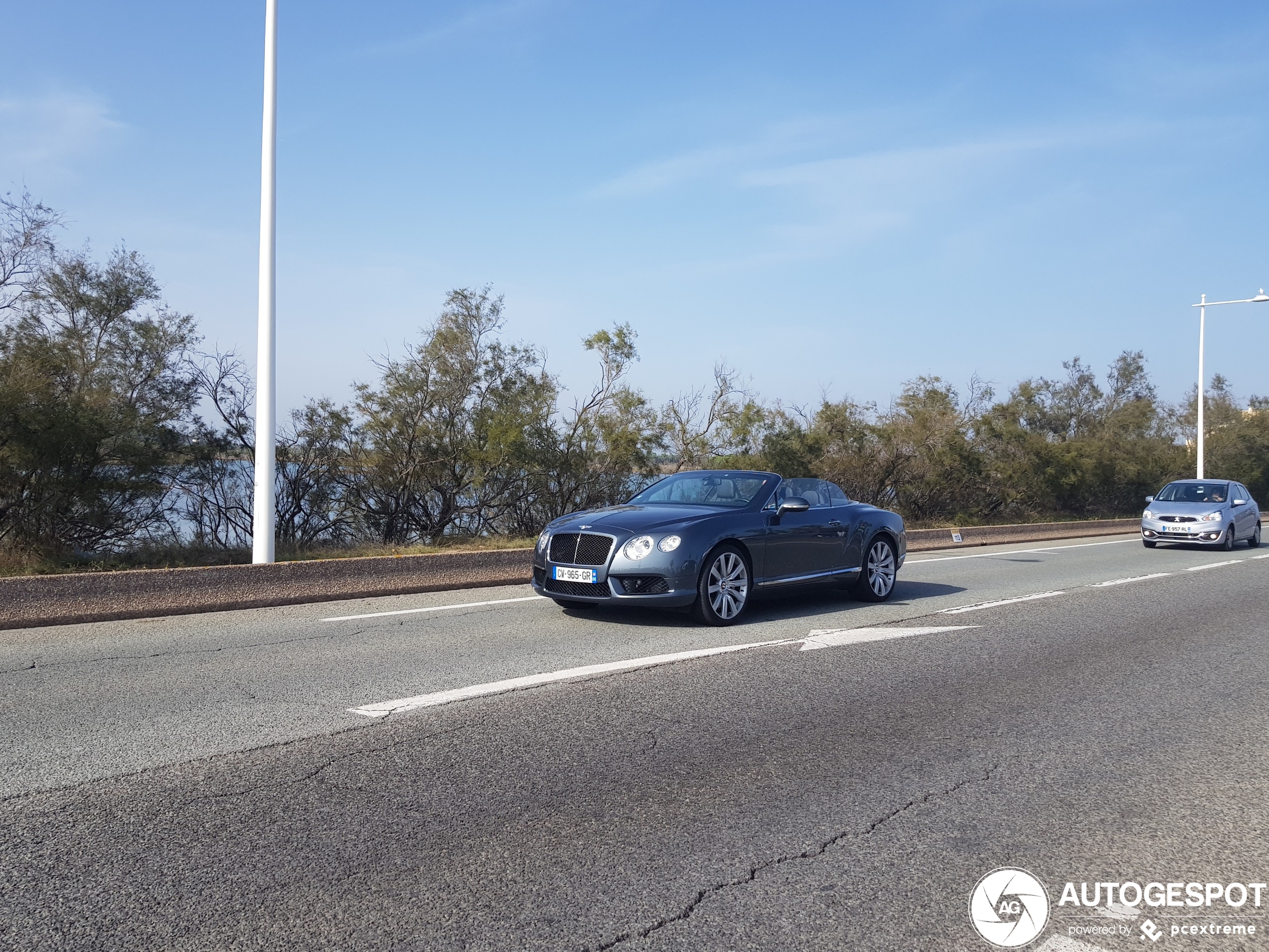 Bentley Continental GTC V8