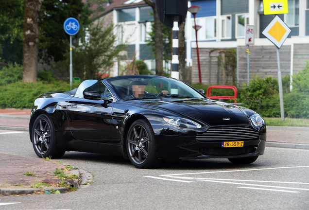 Aston Martin V8 Vantage Roadster