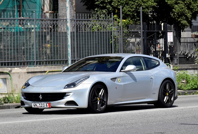 Ferrari FF