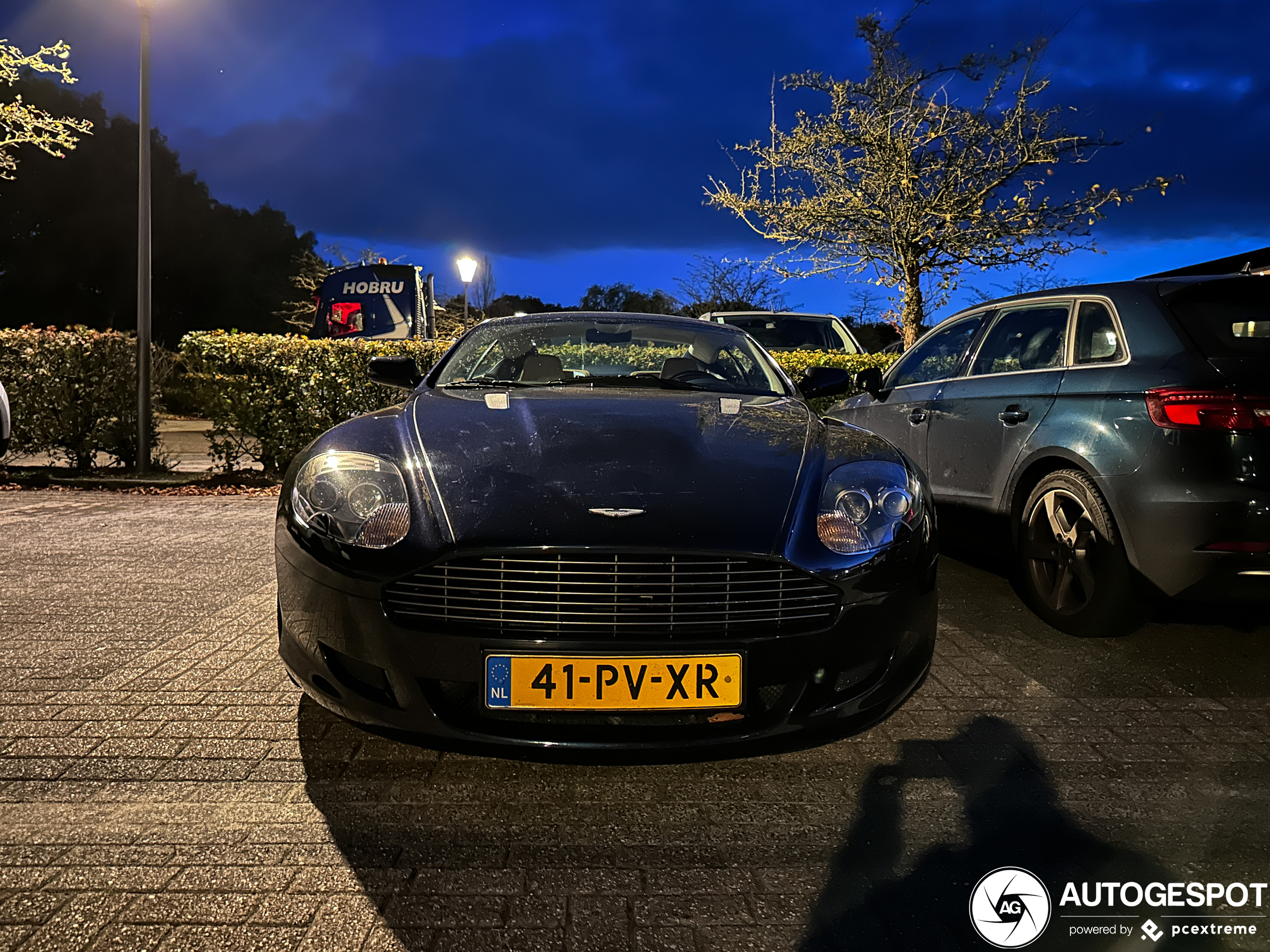 Aston Martin DB9