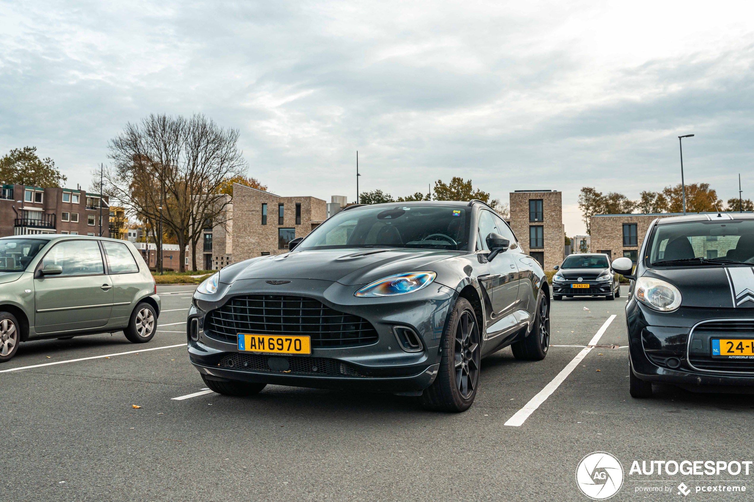 Aston Martin DBX