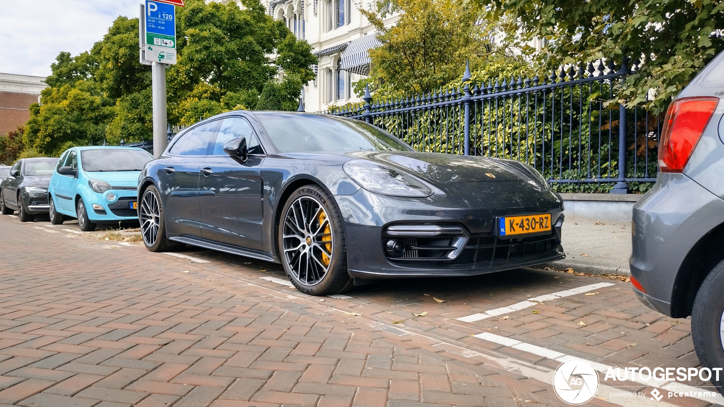 Porsche 971 Panamera Turbo S E-Hybrid Sport Turismo MkII