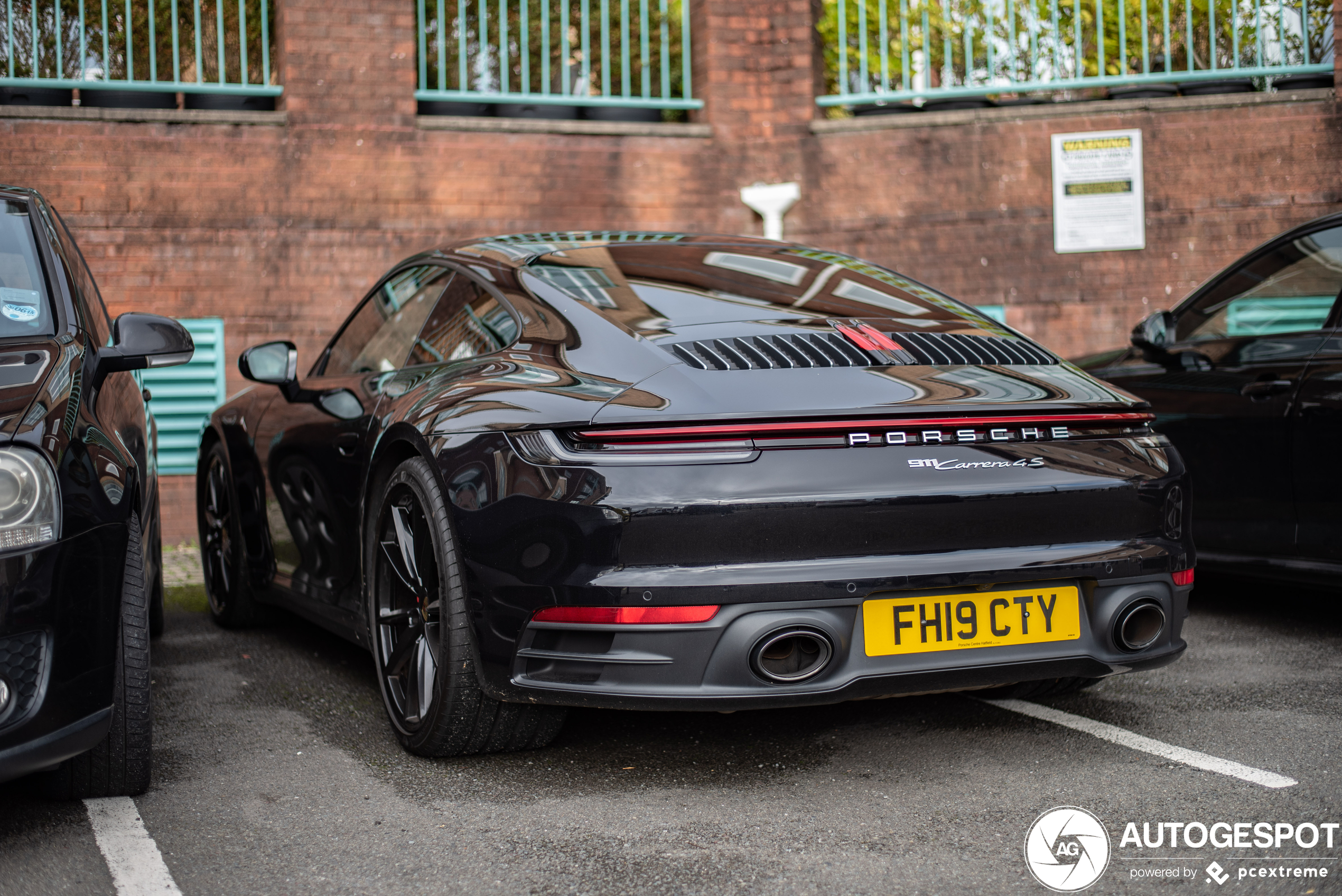 Porsche 992 Carrera 4S