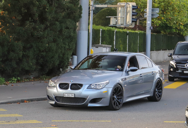 BMW M5 E60 2005