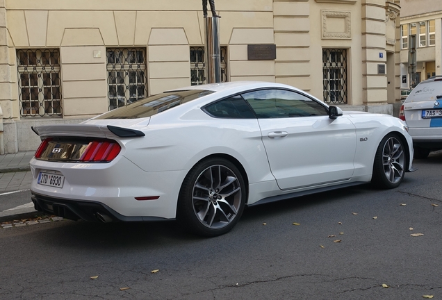 Ford Mustang GT 2015