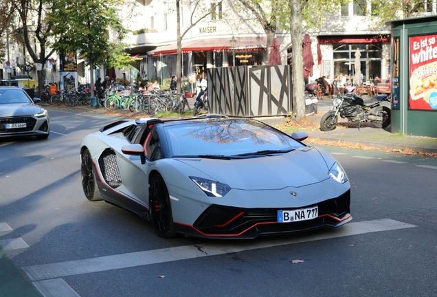 Lamborghini Aventador LP780-4 Ultimae Roadster