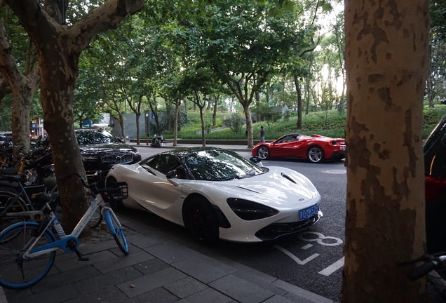 McLaren 720S Spider