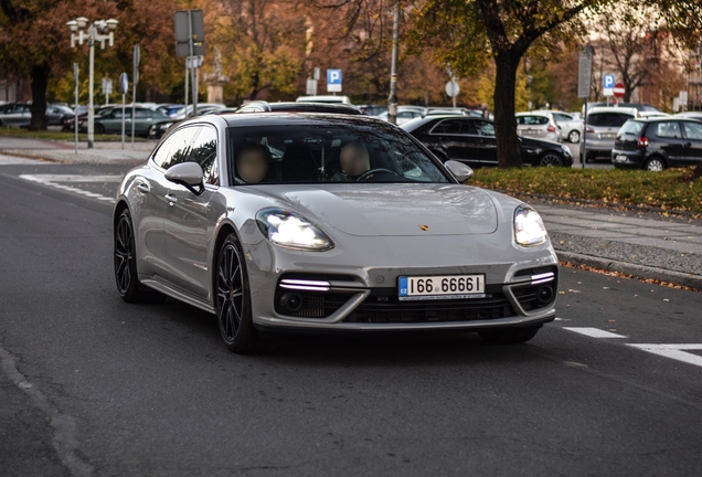 Porsche 971 Panamera Turbo Sport Turismo