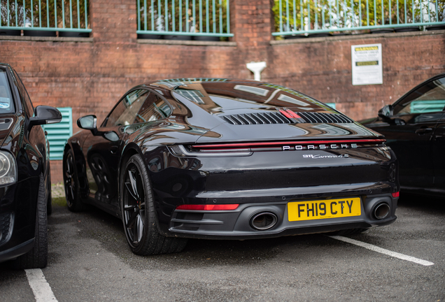 Porsche 992 Carrera 4S