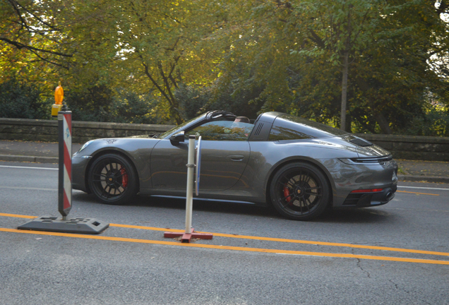 Porsche 992 Targa 4 GTS