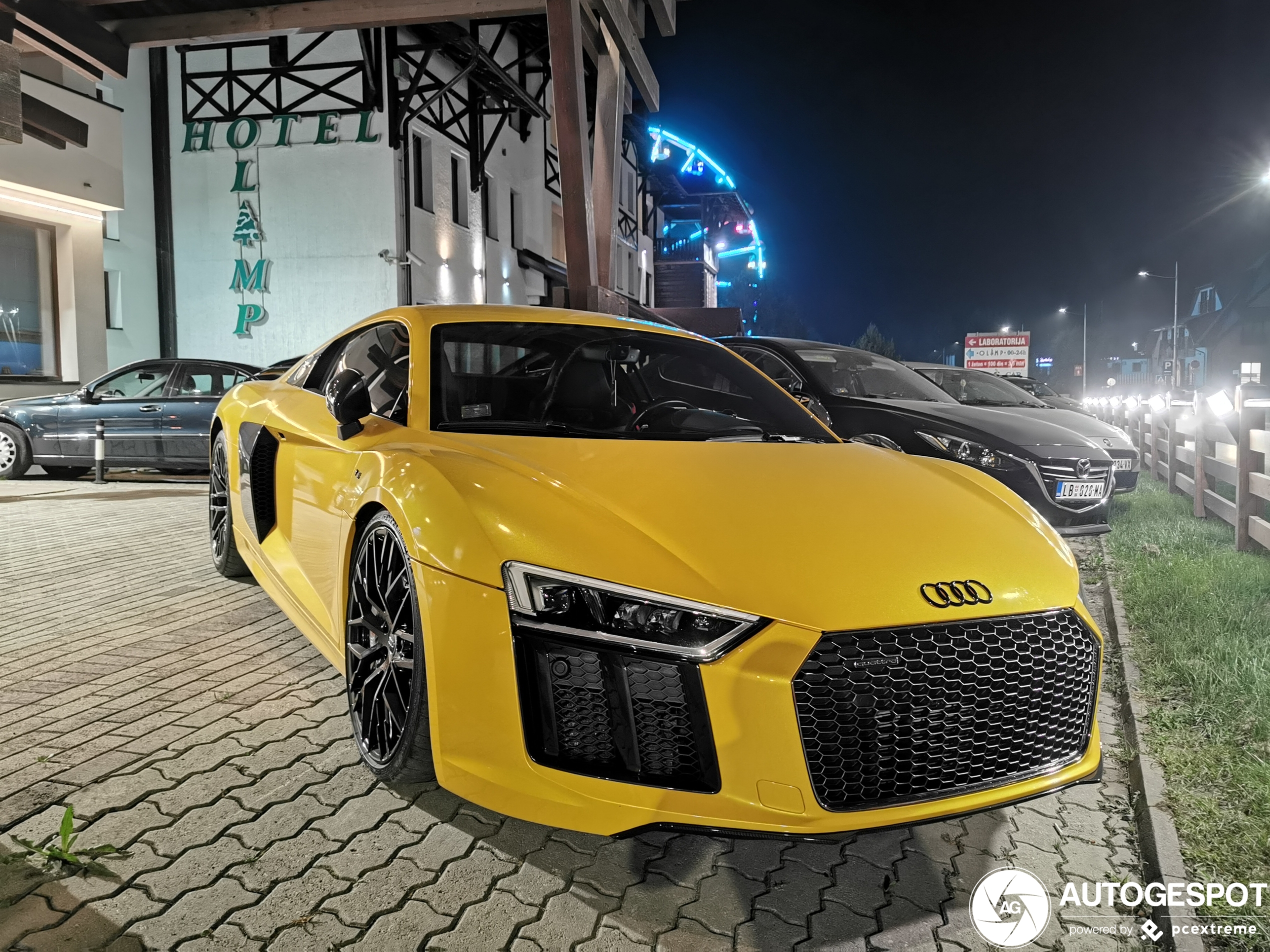 Audi R8 V10 Plus 2015