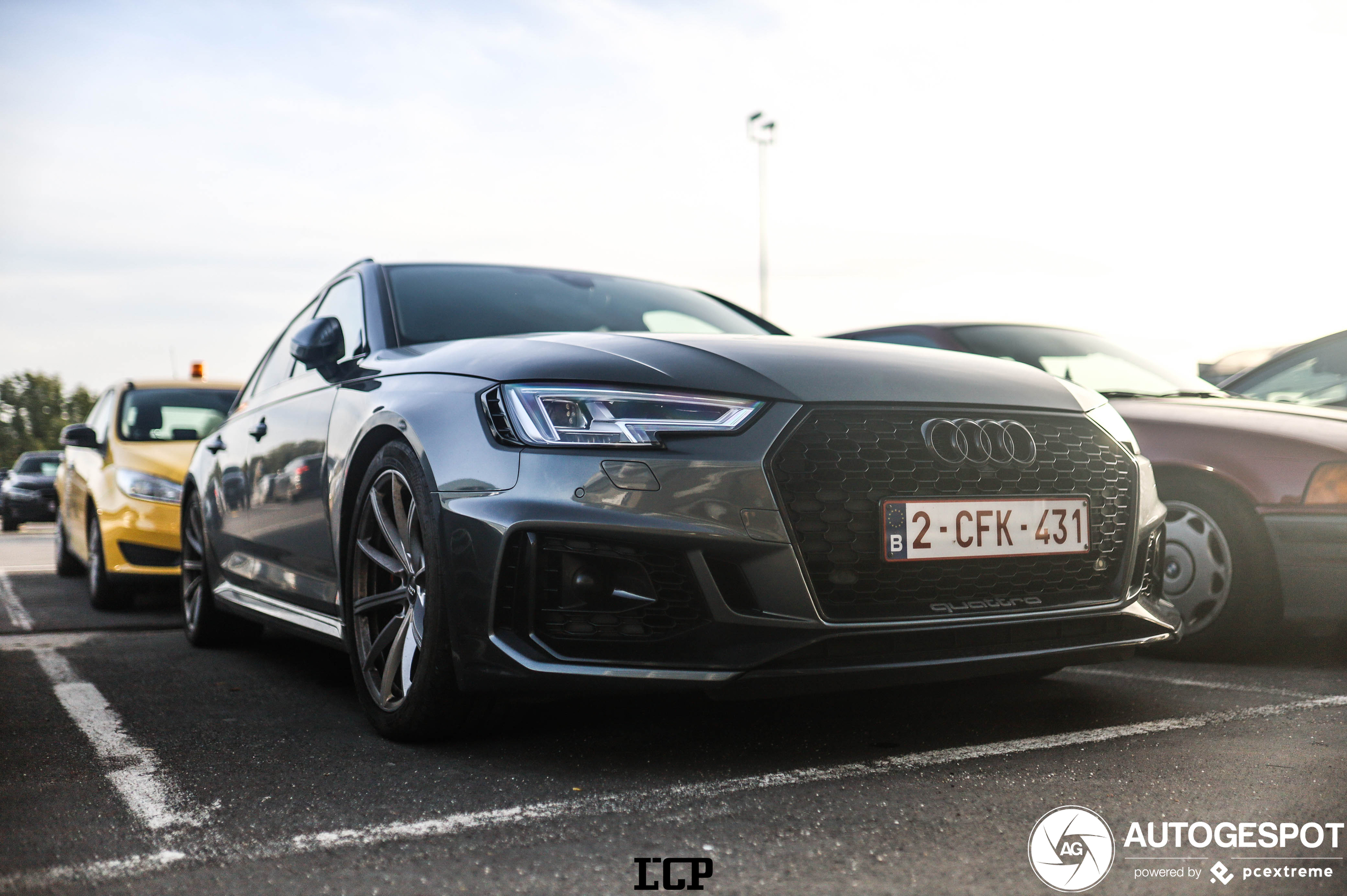 Audi RS4 Avant B9