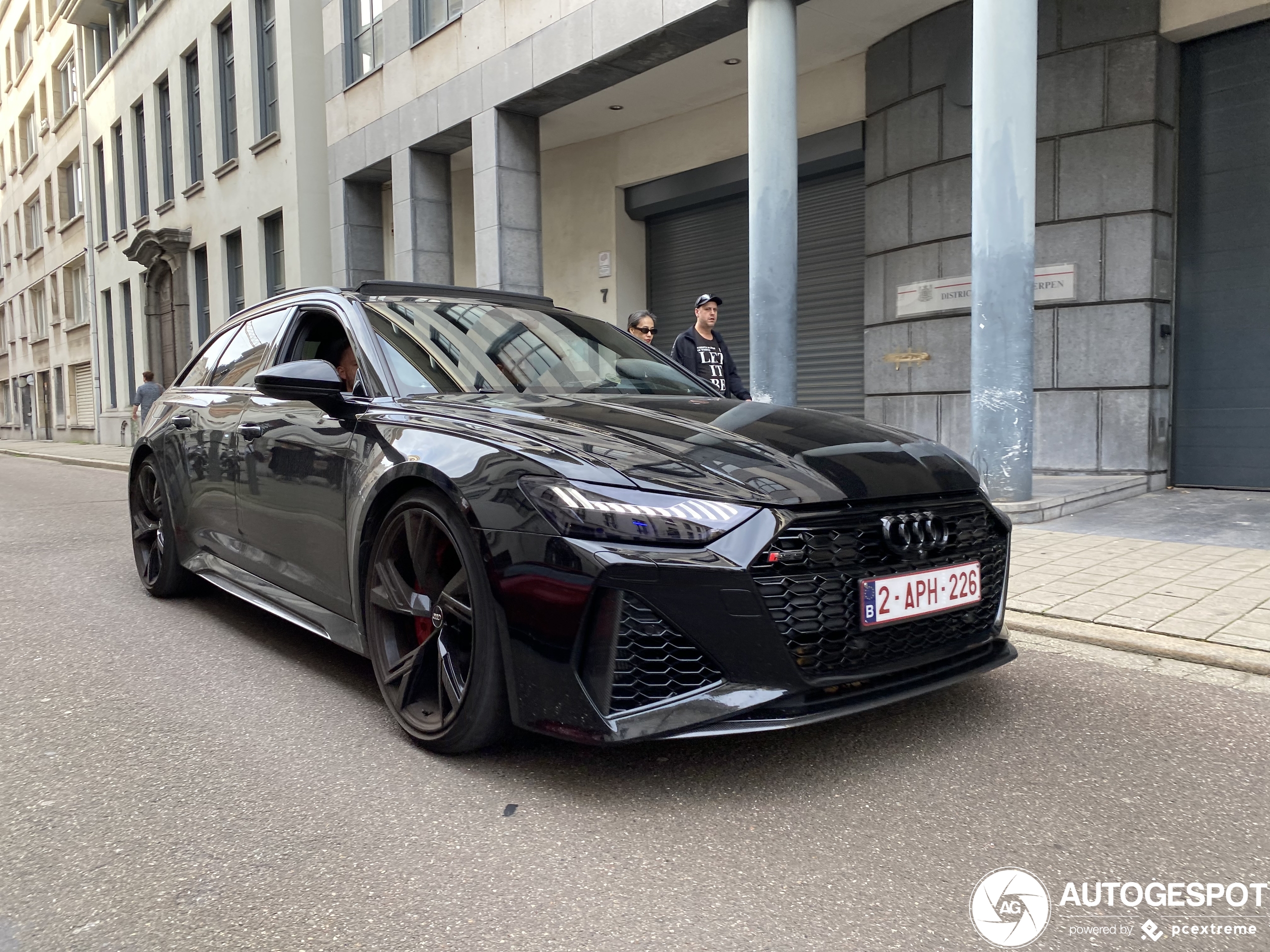 Audi RS6 Avant C8