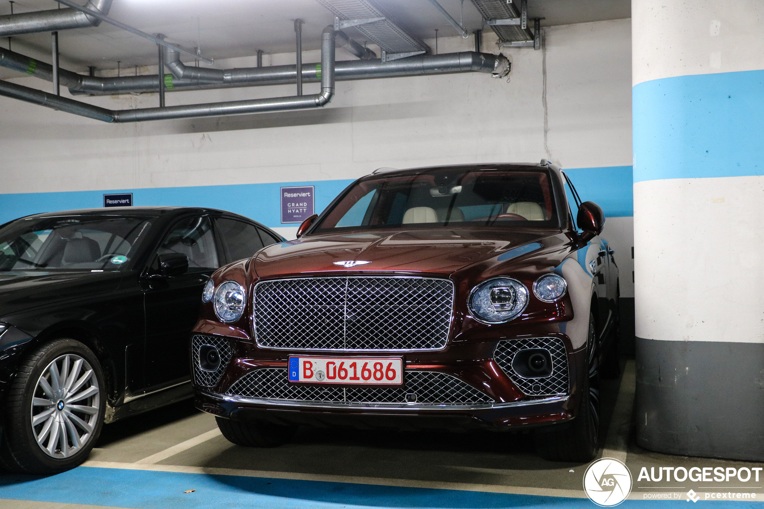 Bentley Bentayga Hybrid 2021 First Edition