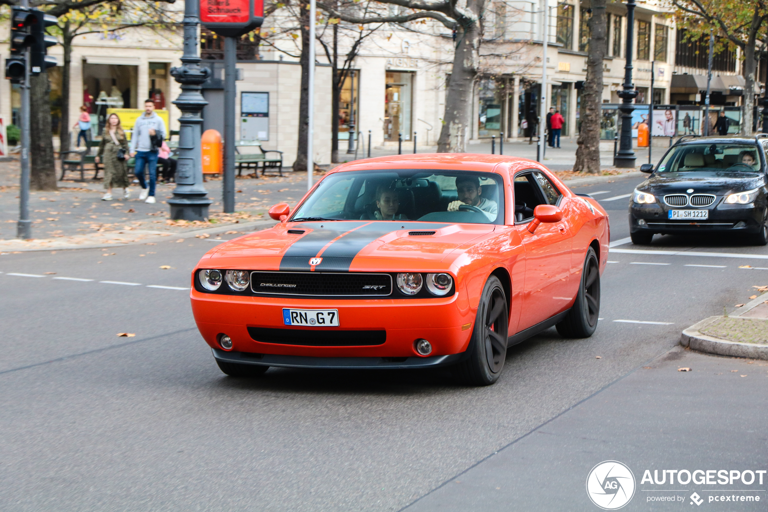 Dodge Challenger SRT-8