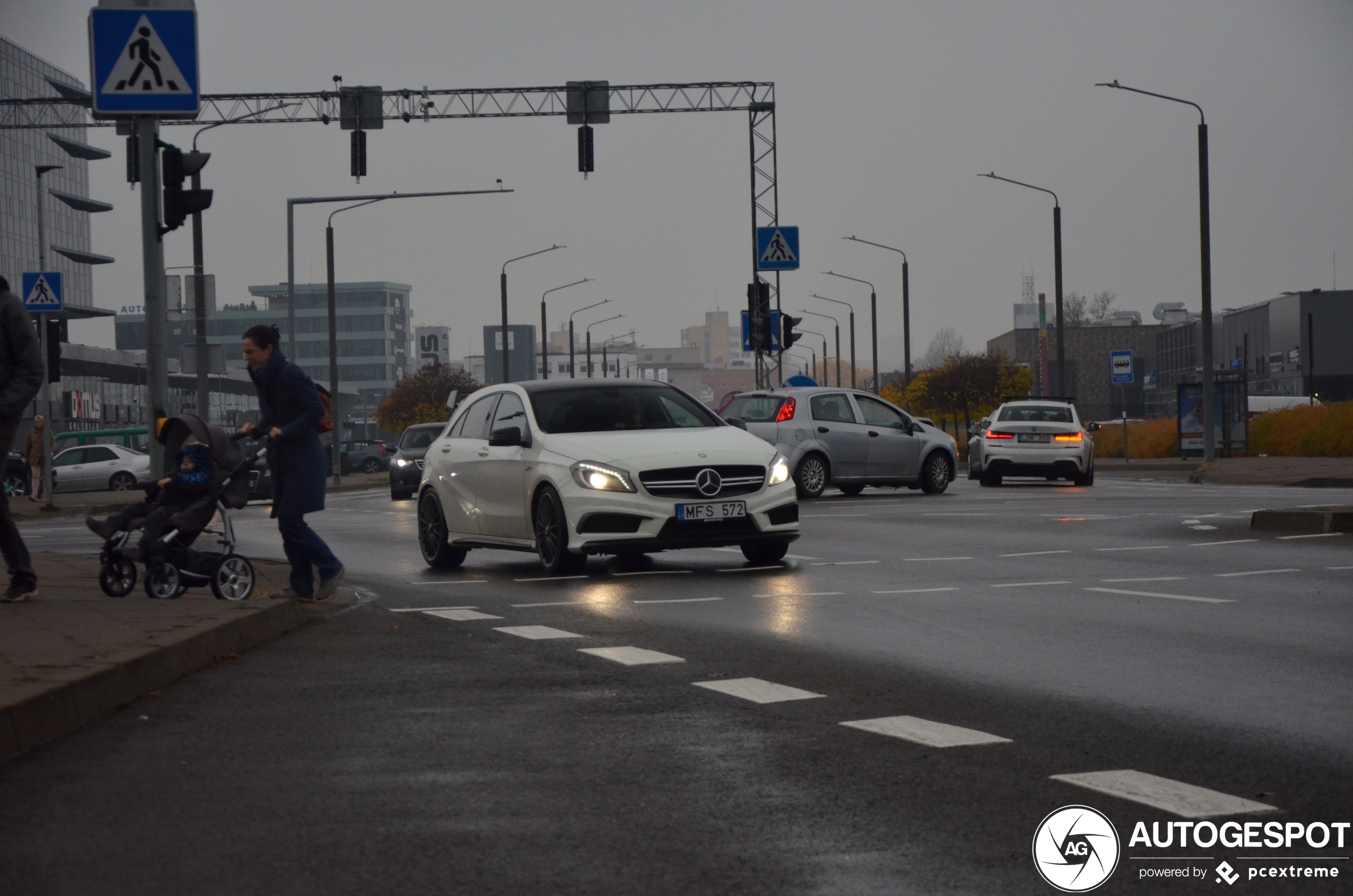 Mercedes-Benz A 45 AMG