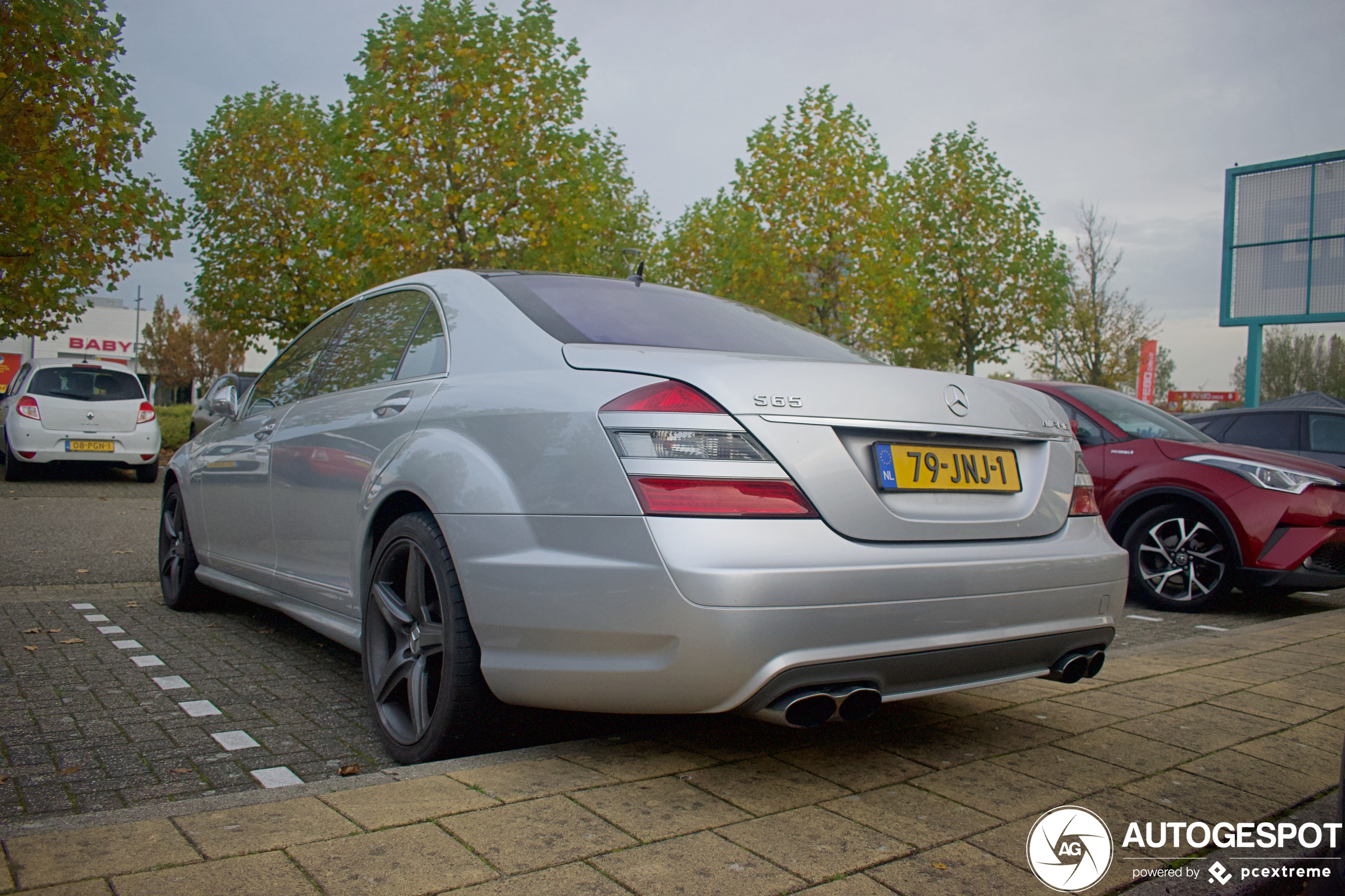 Mercedes-Benz S 65 AMG V221