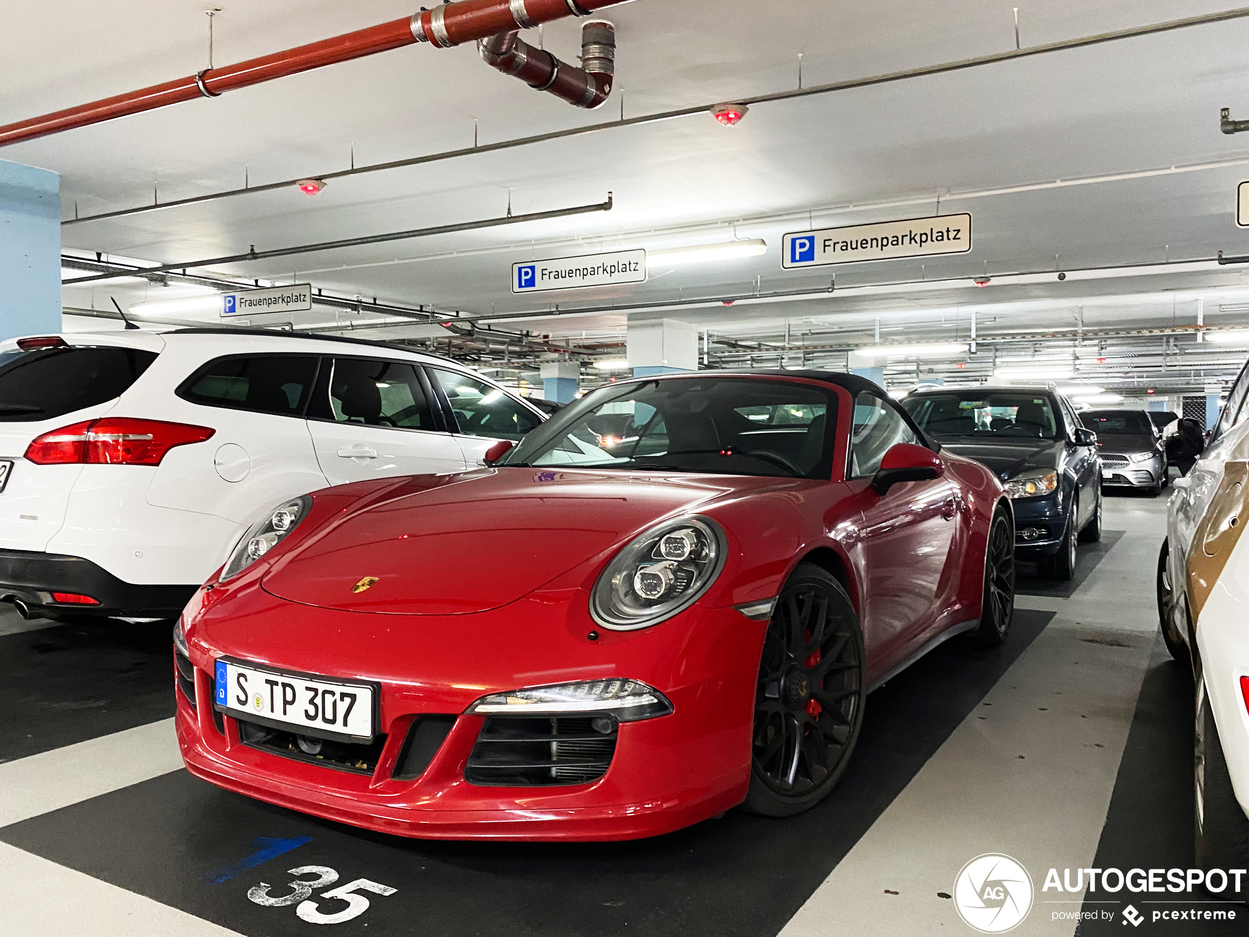 Porsche 991 Carrera 4 GTS Cabriolet MkI