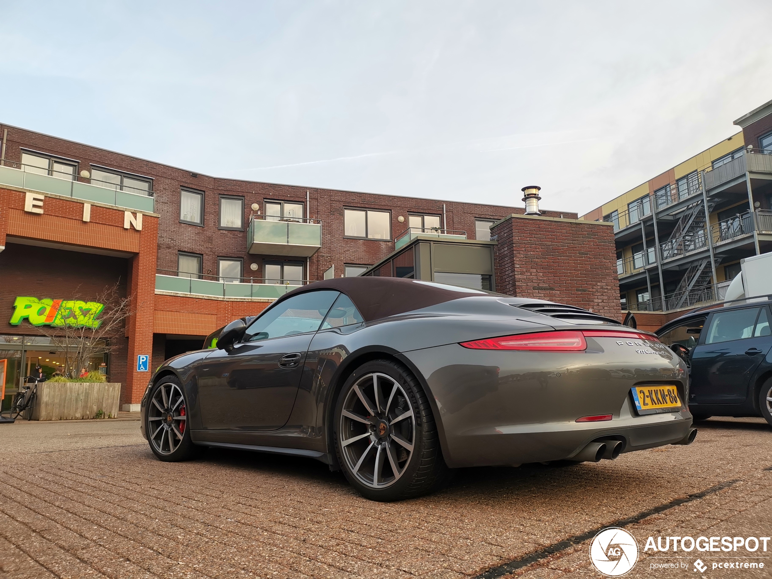 Porsche 991 Carrera 4S Cabriolet MkI