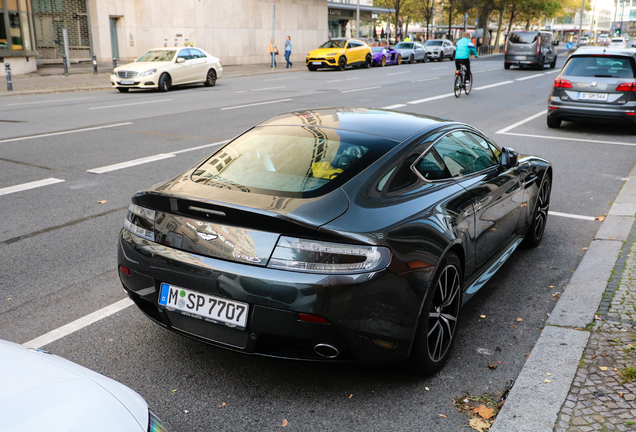 Aston Martin V8 Vantage S