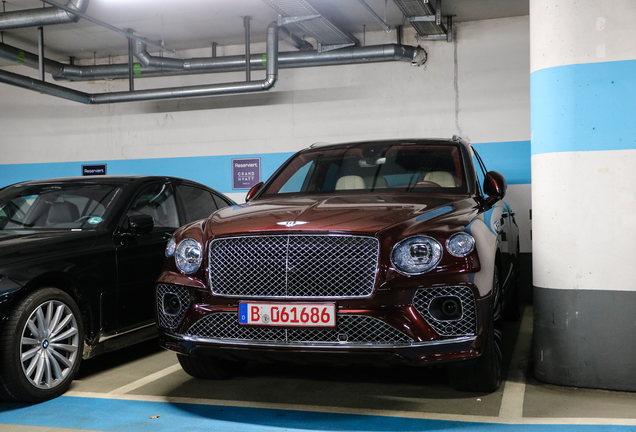 Bentley Bentayga Hybrid 2021 First Edition