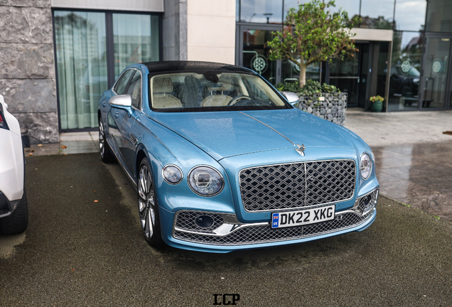 Bentley Flying Spur Hybrid Mulliner