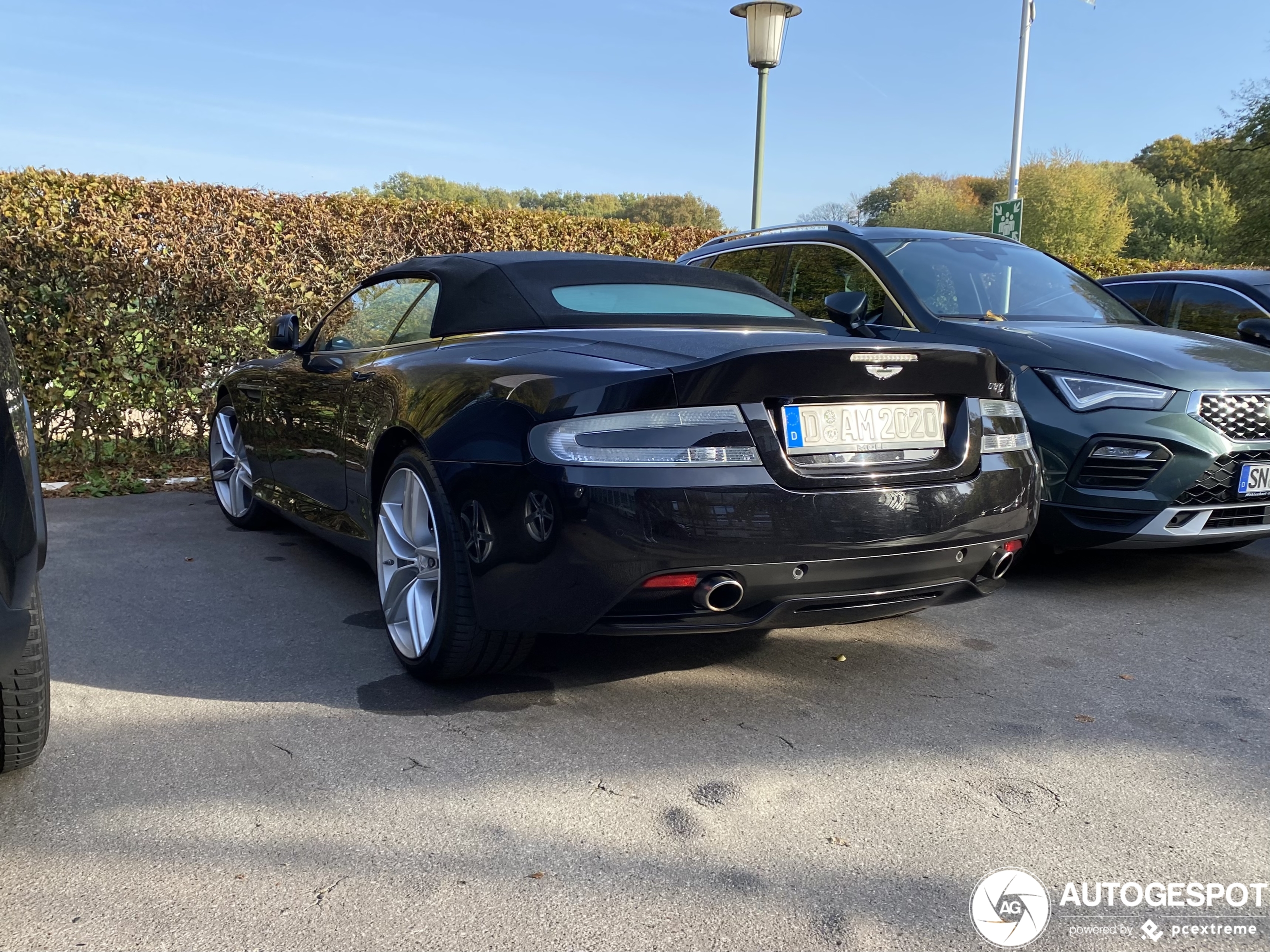 Aston Martin DB9 Volante 2013