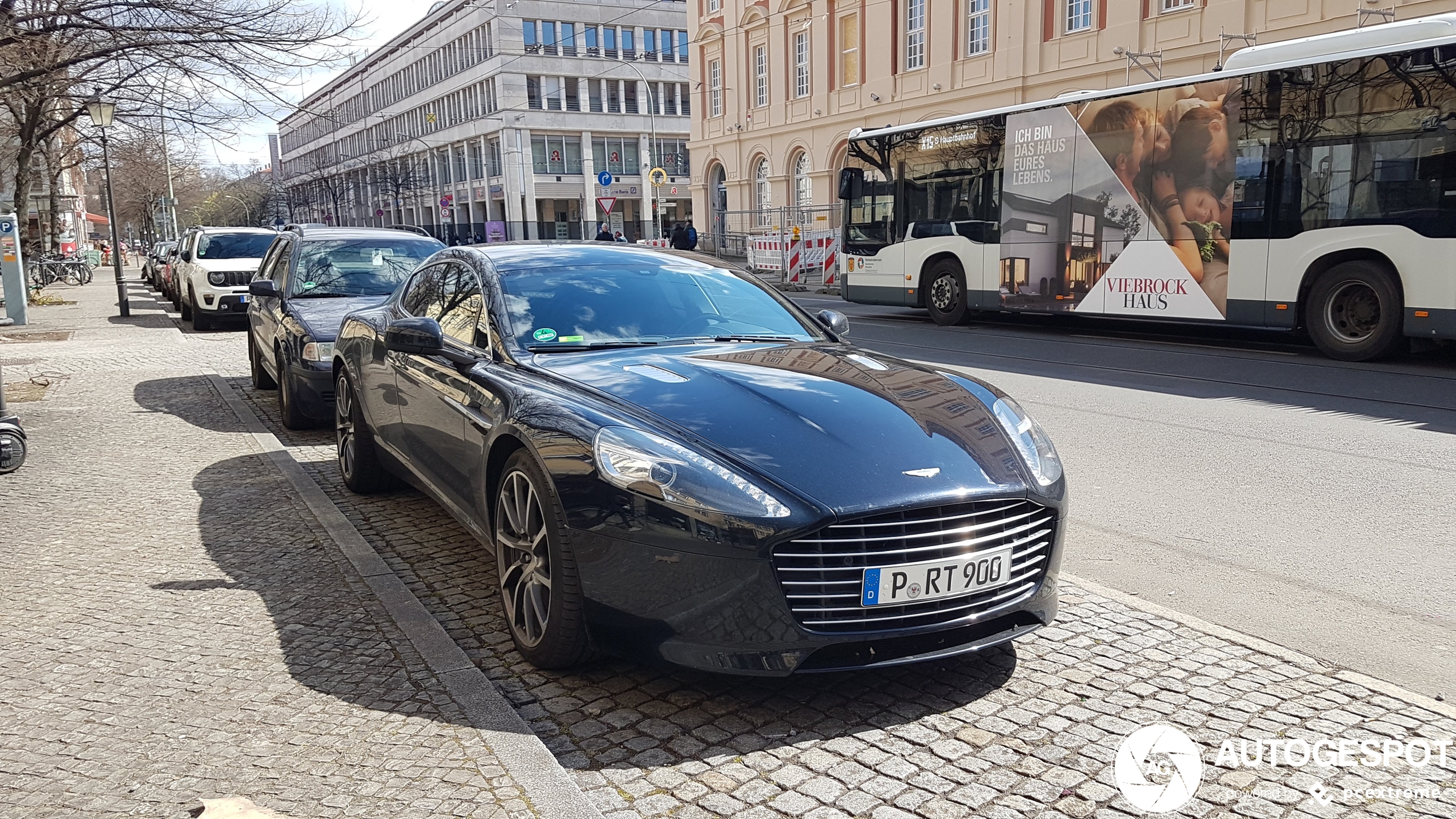 Aston Martin Rapide S