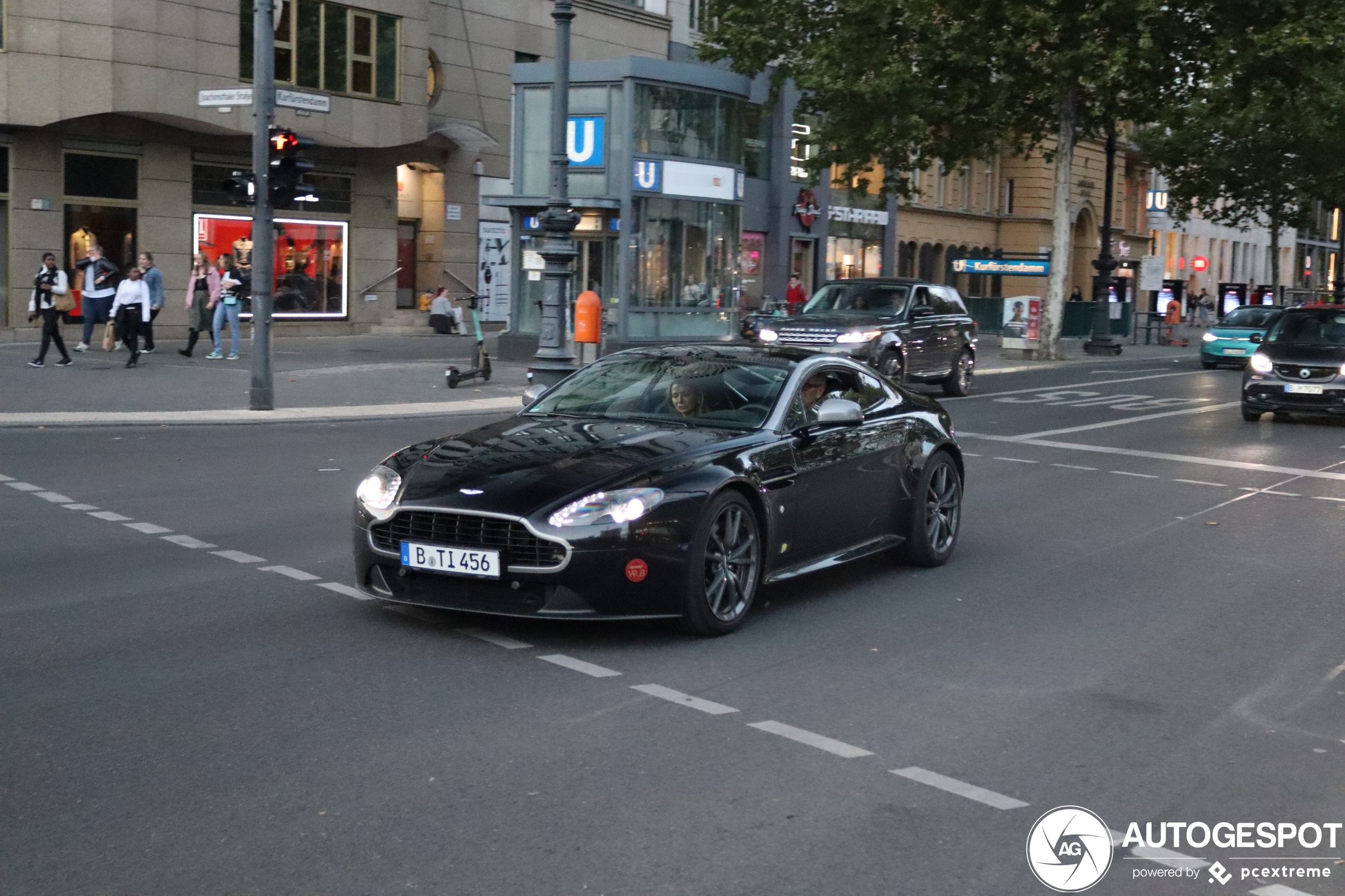 Aston Martin V8 Vantage N430