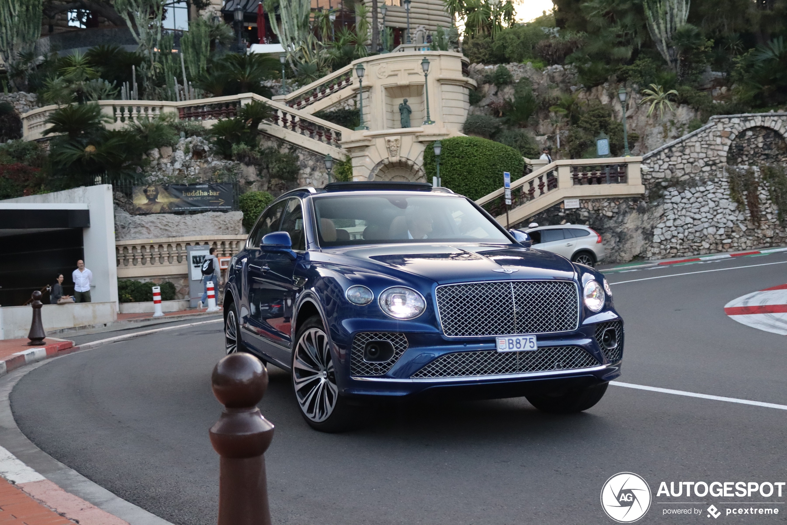 Bentley Bentayga V8 2021