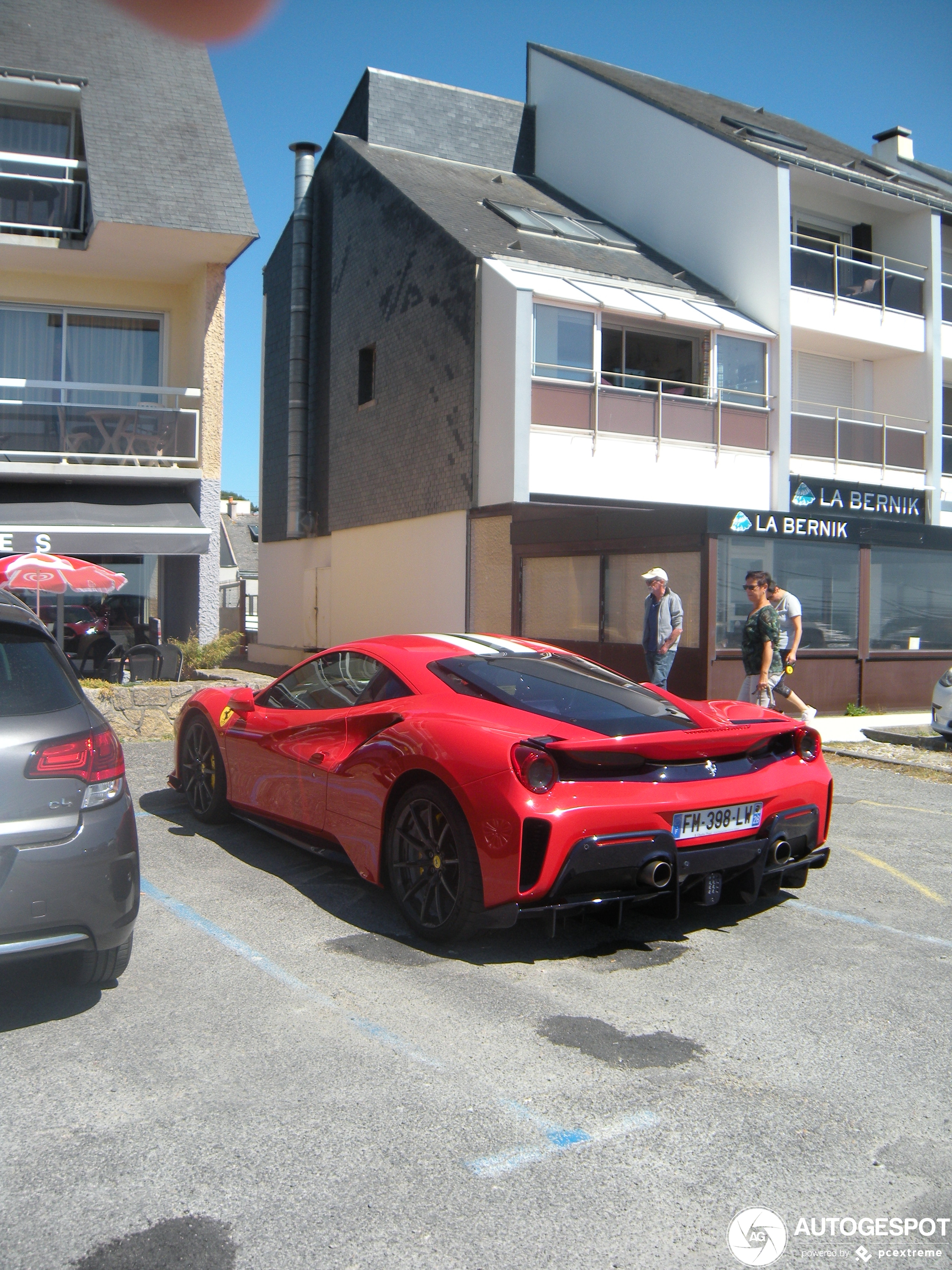 Ferrari 488 Pista